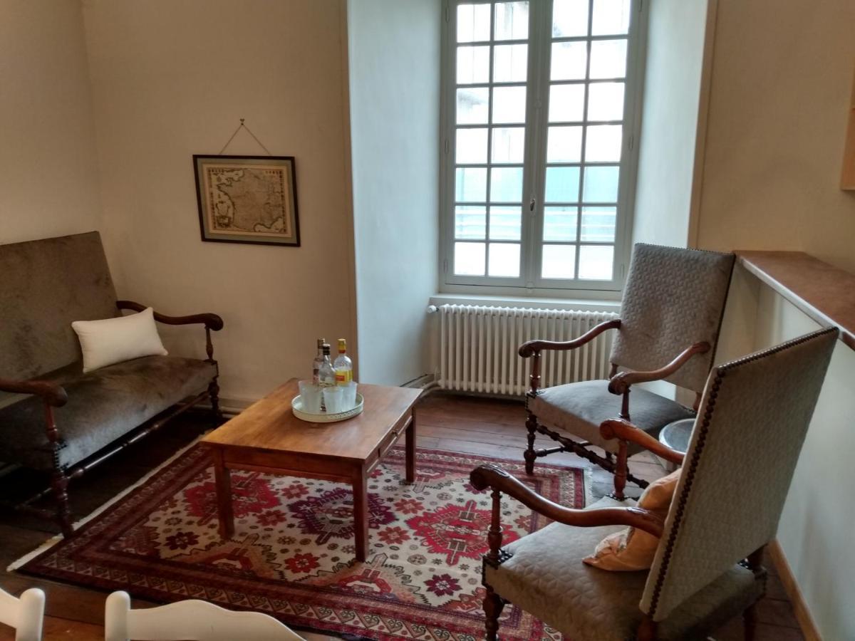 Chateau De Balsac Druelle Balsac Bagian luar foto