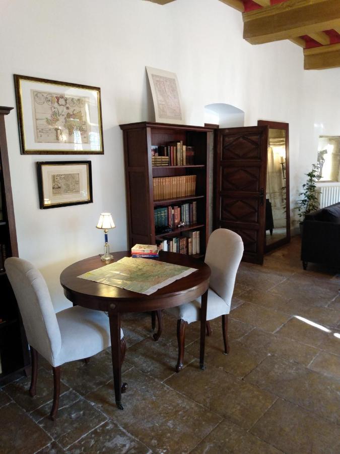 Chateau De Balsac Druelle Balsac Bagian luar foto
